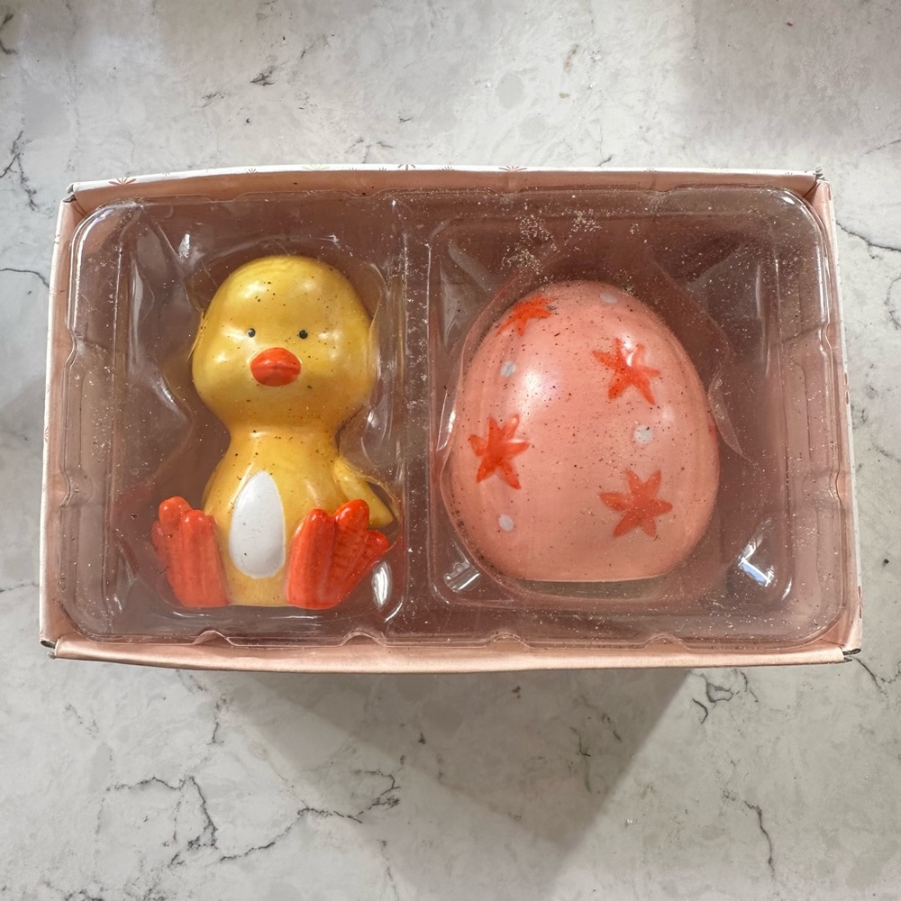 Vintage Russ Berrie Easter Salt And Pepper Shakers Chick and Egg Stoneware